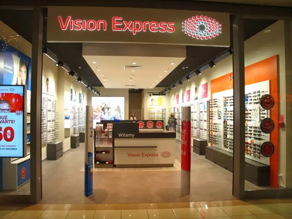 Ile trwa badanie wzroku w Vision Express? Sprawdź, co musisz wiedzieć